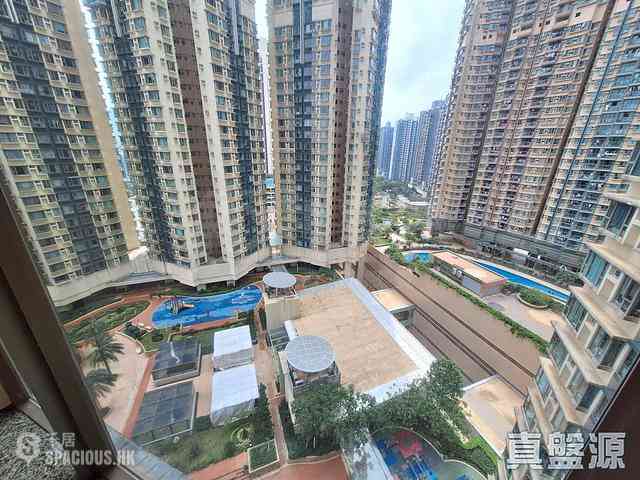 Tseung Kwan O - Tseung Kwan O Plaza Phase 1 Block 3 01