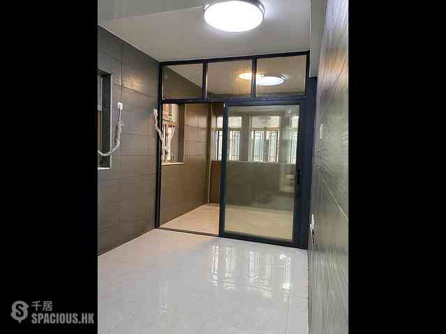 Jordan - Man Fai Building 07
