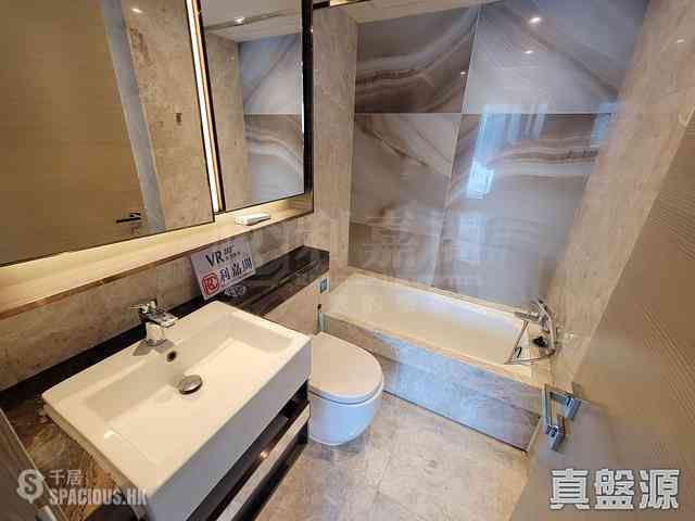 Tseung Kwan O - The Wings Ocean Wings Block 2 07
