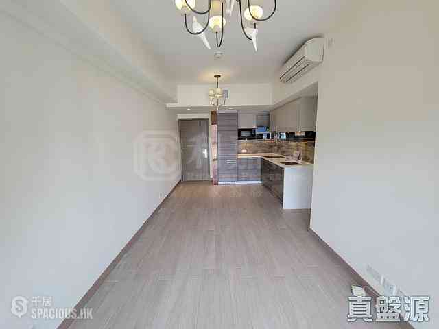 Tseung Kwan O - The Wings Ocean Wings Block 2 02