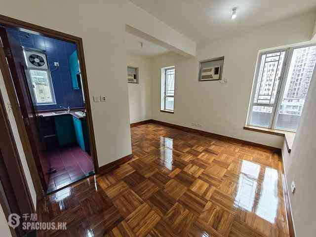 Jordan - Liberty Mansion 01