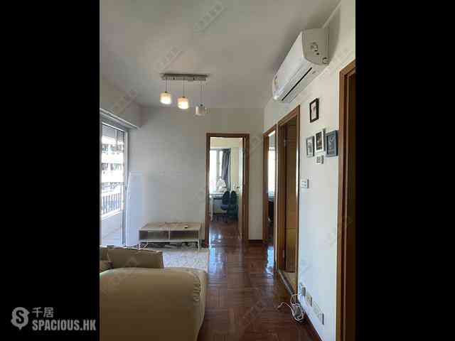 Tai Kok Tsui - Metro Harbour View Phase 2 Block 7 02