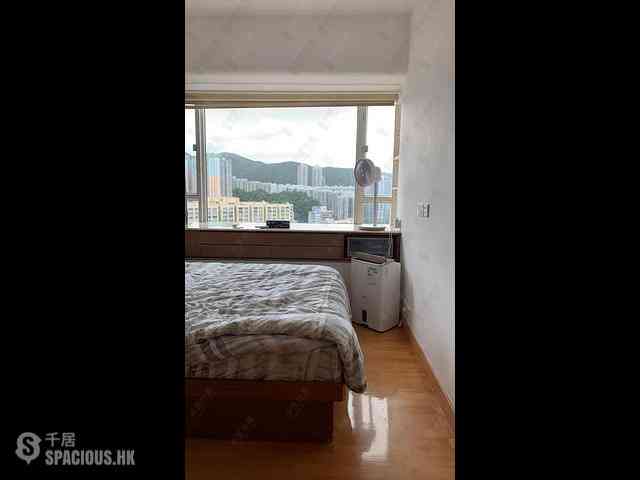 Sai Wan Ho - Les Saisons L Automne (Tower 3) 02