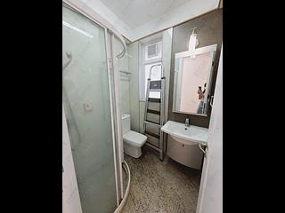 Quarry Bay - The Orchards Block 2 02