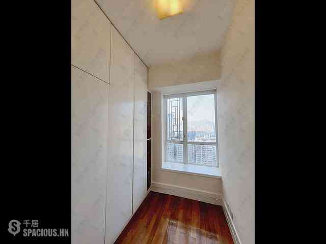 Quarry Bay - The Orchards Block 2 07