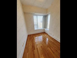 Quarry Bay - The Orchards Block 2 09