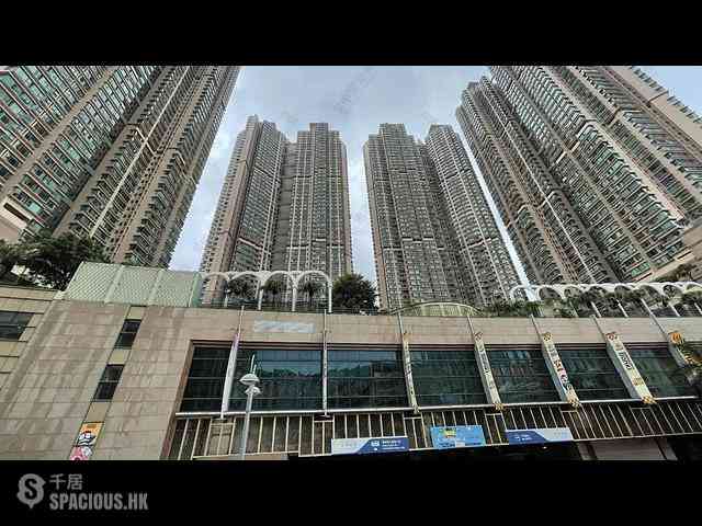Siu Sai Wan - Island Resort Block 7 01