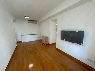 Sheung Wan - Queen's Terrace Block 2 03
