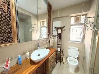 Pok Fu Lam - Baguio Villa 13