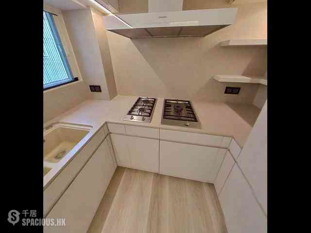 Stanley - Stanford Villa Block 5 08
