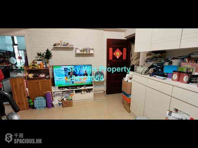 Shek Kip Mei - Ample Building 03