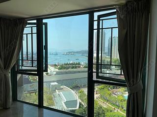 Tai Kok Tsui - Harbour Green Tower 2 10