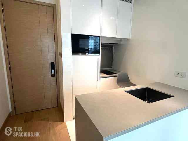 Sai Wan Ho - Island Residence 04
