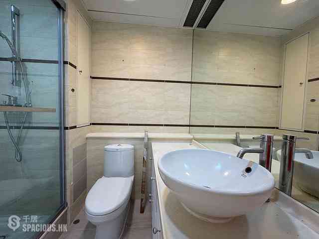 Jardines Lookout - Cavendish Heights Block 7 15