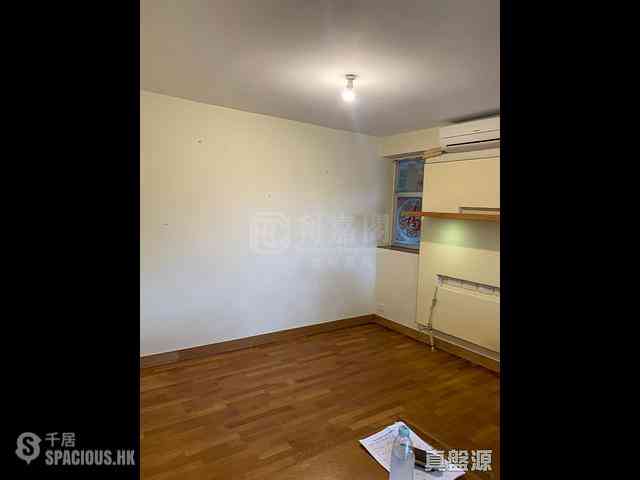 Quarry Bay - Mount Parker Lodge 06