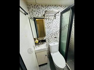Quarry Bay - Lai Wah Mansion 05