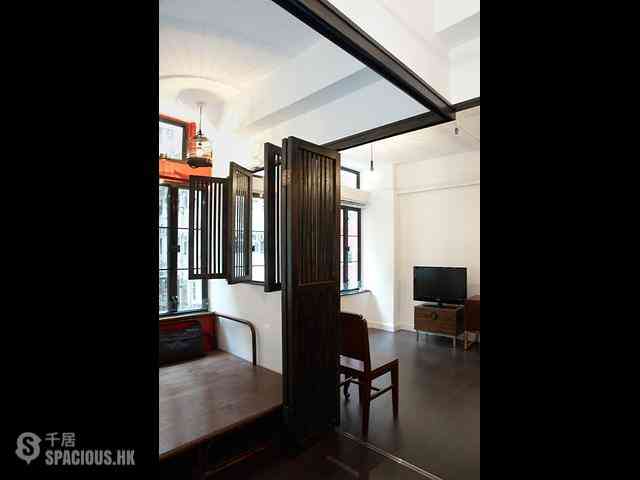 Sheung Wan - Tak Fung Building 06