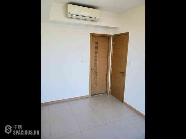 Gold Coast / So Kwun Wat - The Bloomsway The Laguna Tower 3 04
