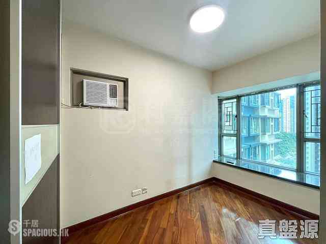 Tseung Kwan O - Tseung Kwan O Plaza Phase 1 Block 3A 04