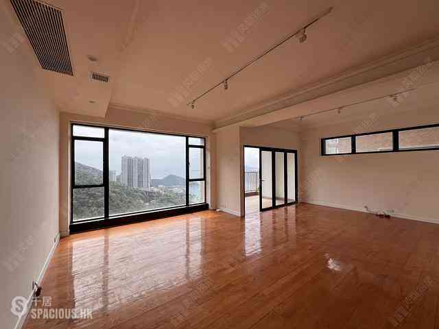 Repulse Bay - Ridge Court Block A-B 05