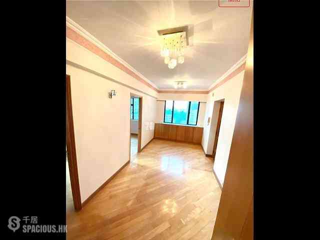 Tai Hang - Kanfield Mansion 01