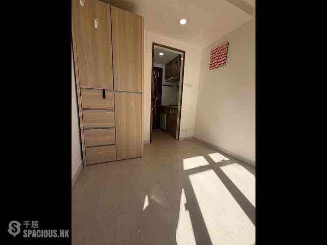 Mong Kok - Ngai Hing Mansion 01