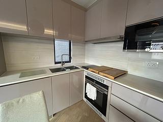 Happy Valley - Rockwin Court 02