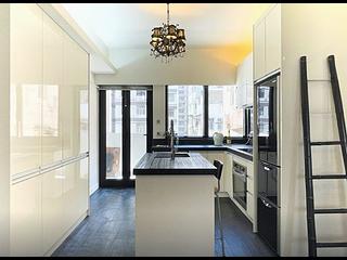 Wan Chai - Wai Cheong Building 03