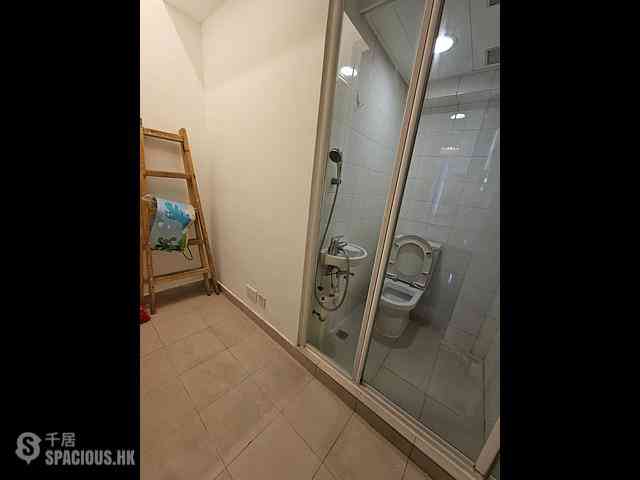 Tai Kok Tsui - Imperial Cullinan Tower 6B 09