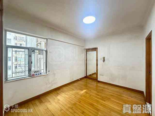Causeway Bay - Hoi Hing Building 02