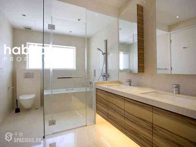 Chung Hom Kok - Magnolia (The Crown Villas) 08