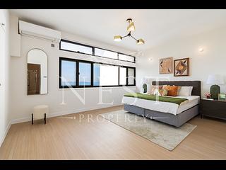 Chung Hom Kok - Coral Villas 05