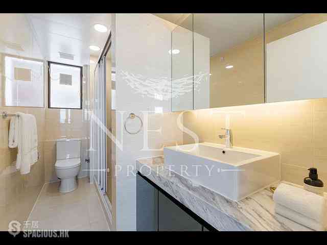 Chung Hom Kok - Coral Villas 09