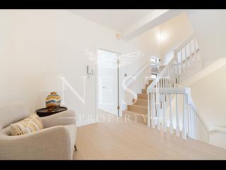 Chung Hom Kok - Coral Villas 10