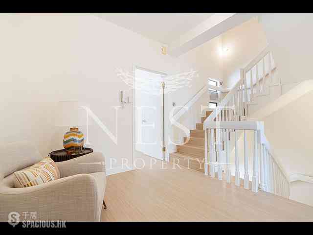 Chung Hom Kok - Coral Villas 10