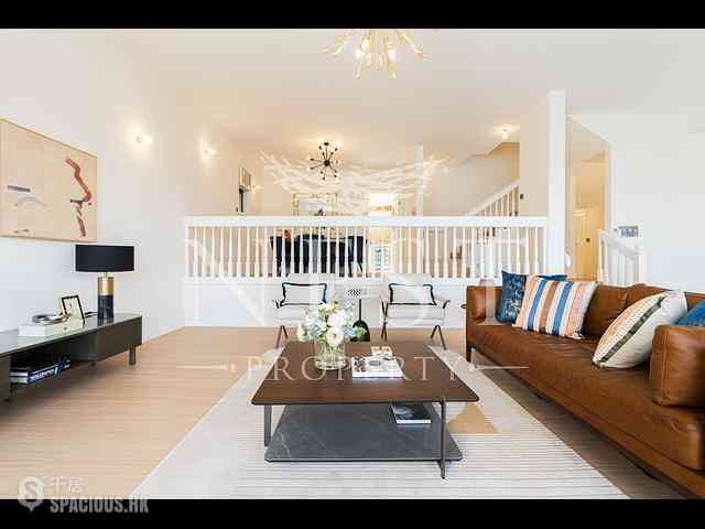Chung Hom Kok - Coral Villas 16