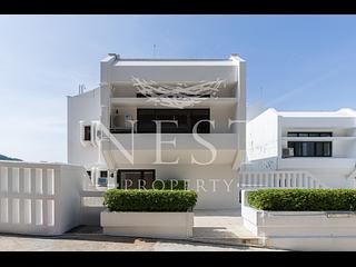 Chung Hom Kok - Coral Villas 19