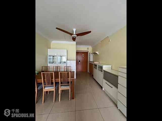 Tung Chung - Caribbean Coast Phase 1 Monterey Cove Tower 3 04