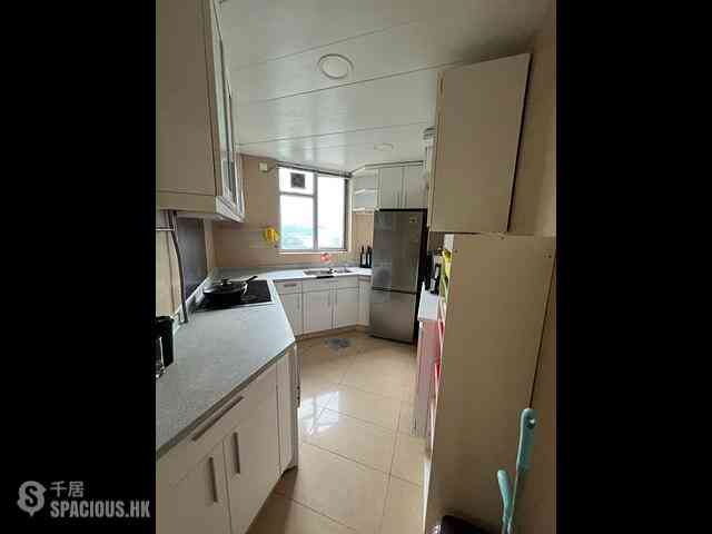 Tung Chung - Caribbean Coast Phase 1 Monterey Cove Tower 3 05