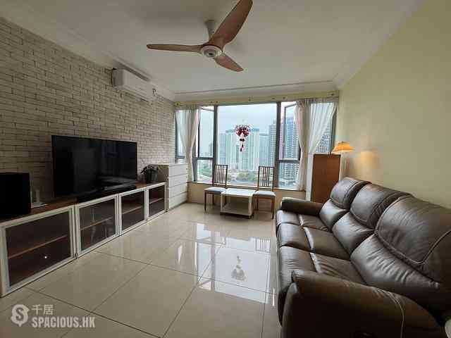 Tung Chung - Caribbean Coast Phase 1 Monterey Cove Tower 3 07