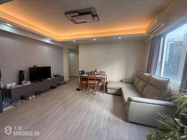 Causeway Bay - Hong Kong Mansion 01