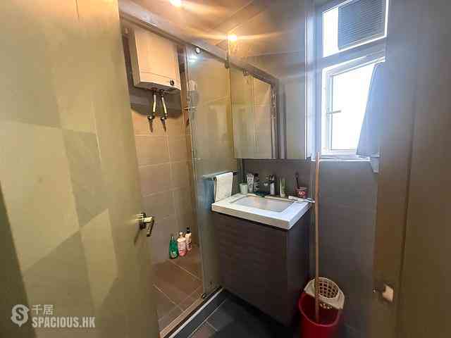 Causeway Bay - Hong Kong Mansion 03