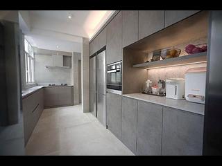 Stanley - Redhill Peninsula Site A (Phase 4) Block 5 04