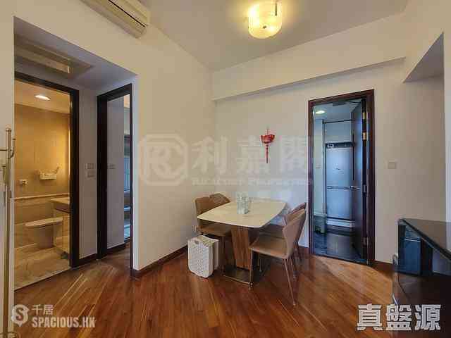 Tai Kok Tsui - The Hermitage Block 7 05