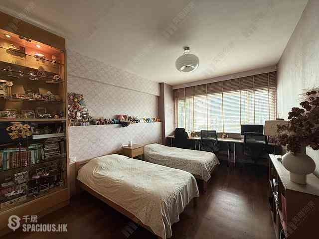 Repulse Bay - Repulse Bay Garden Block 6 05