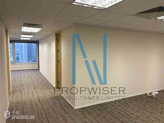 Sheung Wan - Shun Tak Centre - China Merchants Tower 06