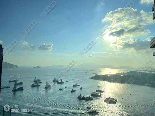 Tai Kok Tsui - The Long Beach 05