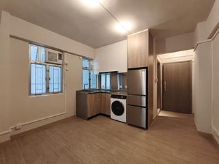 Wan Chai - Hennessy Building 02