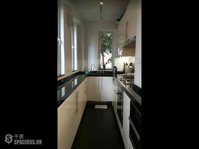 Mid Levels Central - 38C, Kennedy Road 17