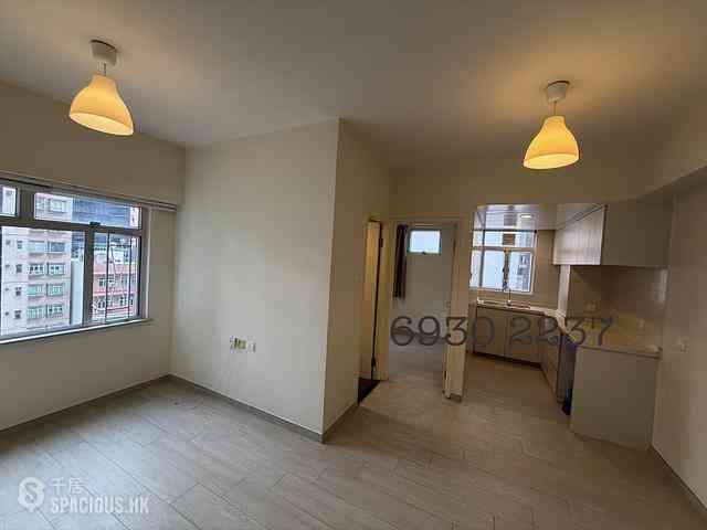 Soho - Ideal House 05